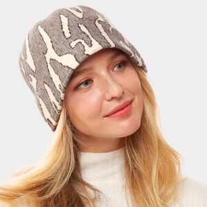Gray Animal Patterned Soft Fabric Bucket Hat